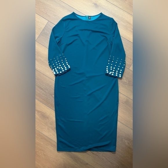 Shein Curve Plus Size Dark Green Dress with Pearl Embellished Sleeves (4XL) - Picture 1 of 7